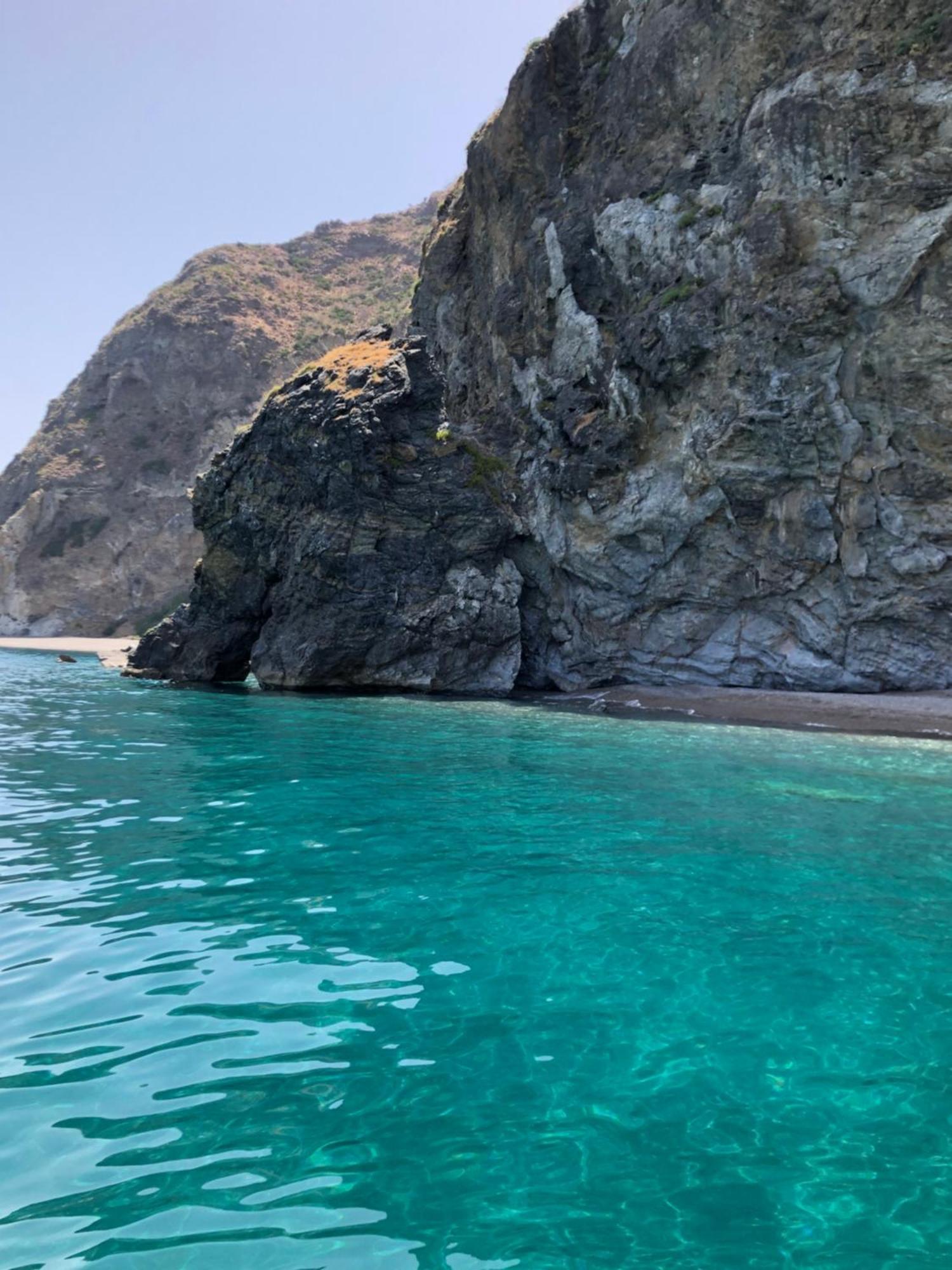 Golfo Di Tindari Apartments Falcone Exteriör bild