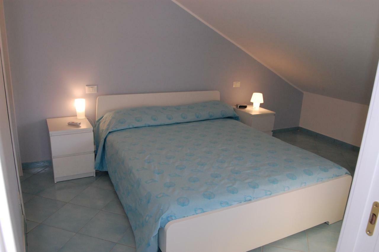 Golfo Di Tindari Apartments Falcone Exteriör bild